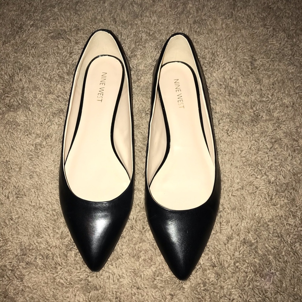 Nine West pointed toe leather flats